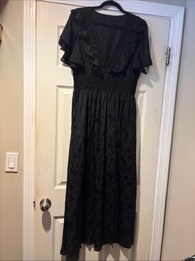 Black on Black Floral Maxi Dress with slit in XL